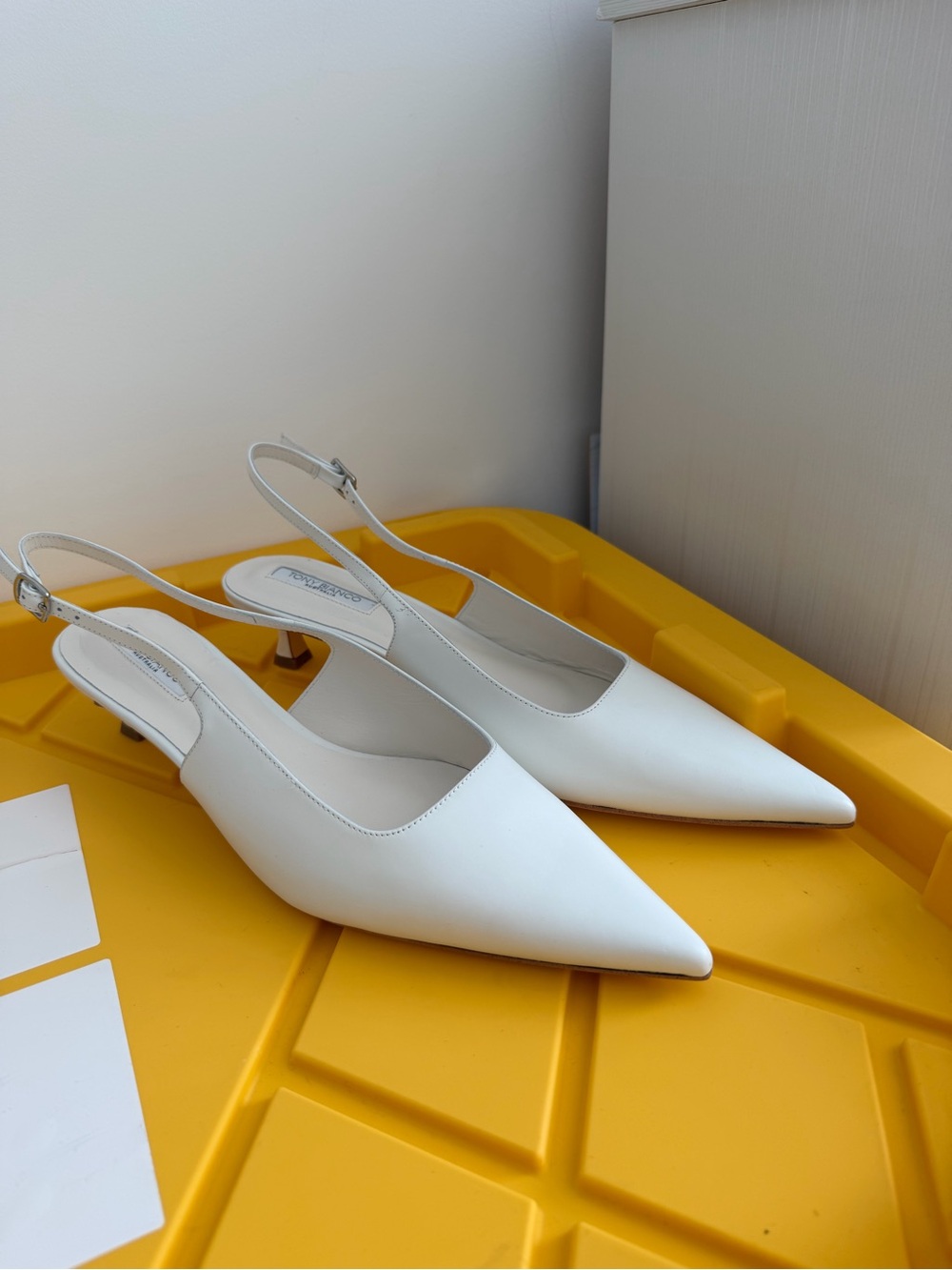 Never Worn Tony Bianco Slingback Heels in White size 10